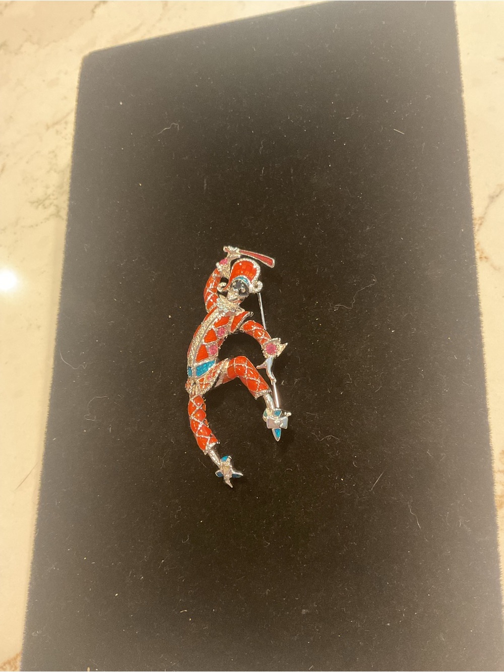 Vintage Bob Mackie Articulated Enamel Jester Pin Brooch signed - Picture 5 of 6